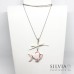 Collana lunga pesce bianco e rosa con fiocco