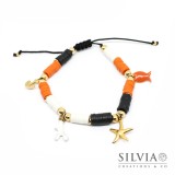 Bracciale cordino con perline heishi bianche arancio nere e charms a tema mare 